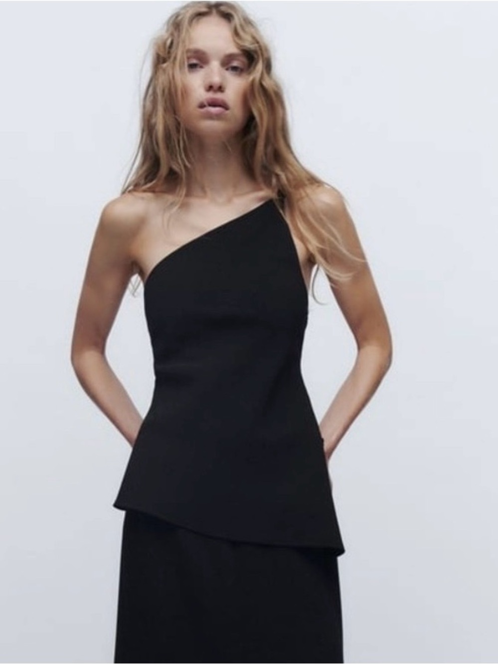 Zara One-Shoulder Black Asymmetric Top Dress